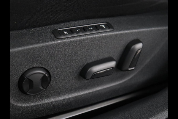 Škoda Octavia 1.4 TSI RS iV PHEV Business | Panoramadak | Head-Up | Leder/Alcantara | Stoelverwarming | Memory | Camera | Carplay | Matrix LED | Achterbankverwarming | Adaptive cruise | Plug In