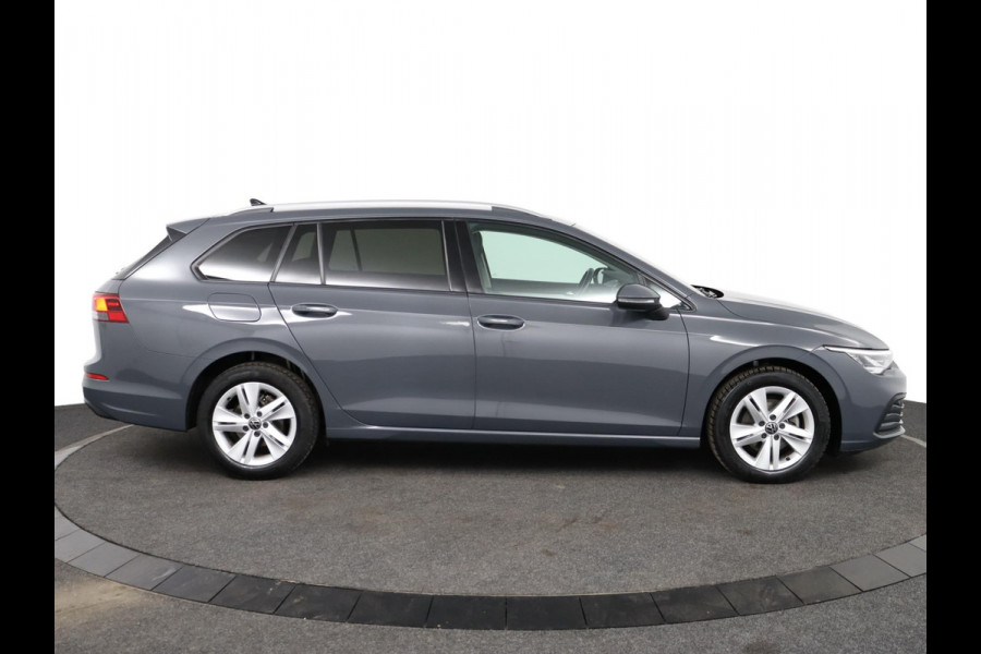 Volkswagen GOLF Variant 1.0 eTSI Life Automaat|Achteruitrijcamera|Trekhaak