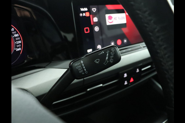 Volkswagen GOLF Variant 1.0 eTSI Life Automaat|Achteruitrijcamera|Trekhaak