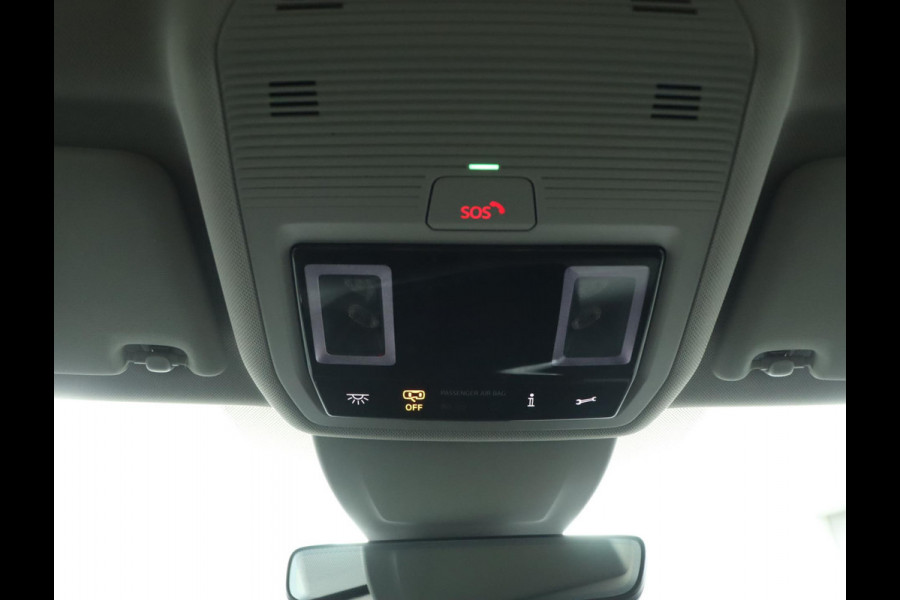 Volkswagen GOLF Variant 1.0 eTSI Life Automaat|Achteruitrijcamera|Trekhaak