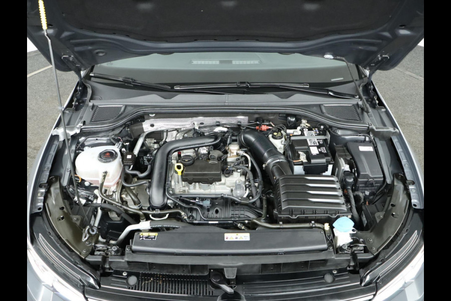 Volkswagen GOLF Variant 1.0 eTSI Life Automaat|Achteruitrijcamera|Trekhaak