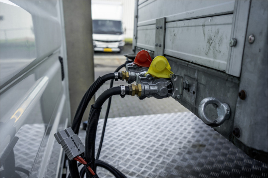 Iveco Daily 40C18 3.0L | Automaat | BE-Combi | Dieplader | Airco | Euro 6