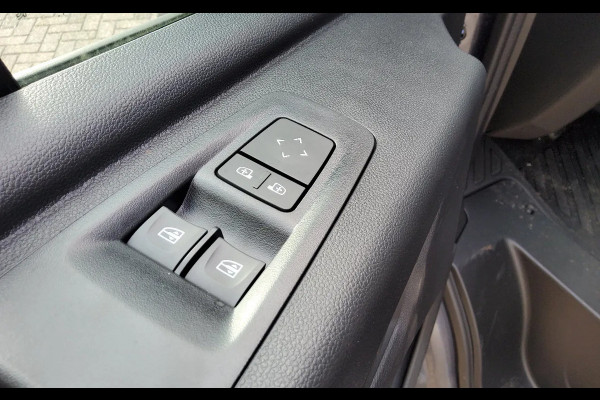 Renault Master 150.35 EURO 6 L3H2 ASFALT METALLIC - V-67-JRJ - BPM VRIJ!