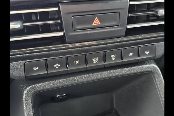 Ford Transit Connect 1.5 EcoBoost PHEV L2 Limited | Trekhaak | Camera | Lichtmetalen Velgen | Climate Control | Navigatie |