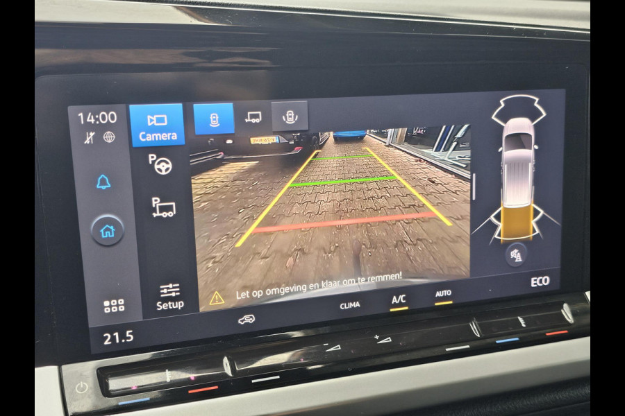 Ford Transit Connect 1.5 EcoBoost PHEV L2 Limited | Trekhaak | Camera | Lichtmetalen Velgen | Climate Control | Navigatie |