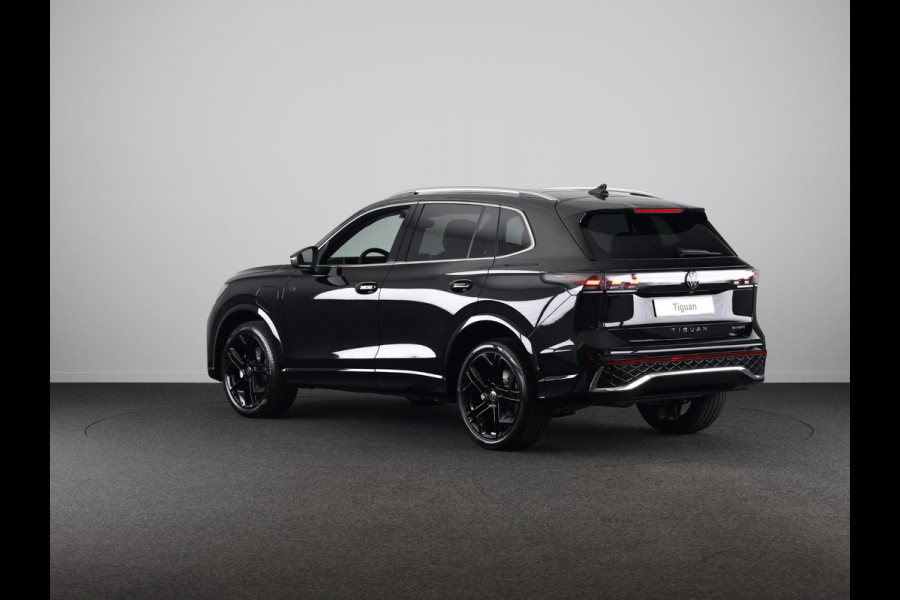 Volkswagen Tiguan R-Line Edition 1.5 eHybrid 200 kW / 272 PK SUV 6 v