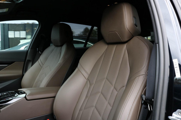 BMW 5 Serie Touring 520i | M-Sport | Trekhaak | Harman Kardon | Memory | Stoelventilatie | Driving Ass. Pro | Fabrieksgarantie