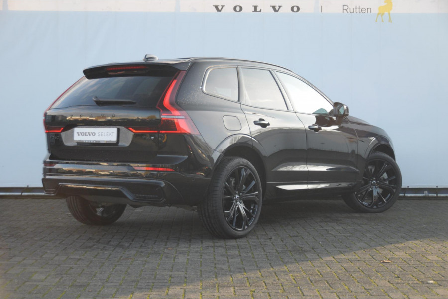 Volvo XC60 T6 350PK Automaat AWD Plus Black Edition / Adaptieve cruise control / BLIS / Panoramadak / Stoel - en stuurverwarming / Keyless entry / Elektrische stoelen / Parkeersensoren met 360 camera