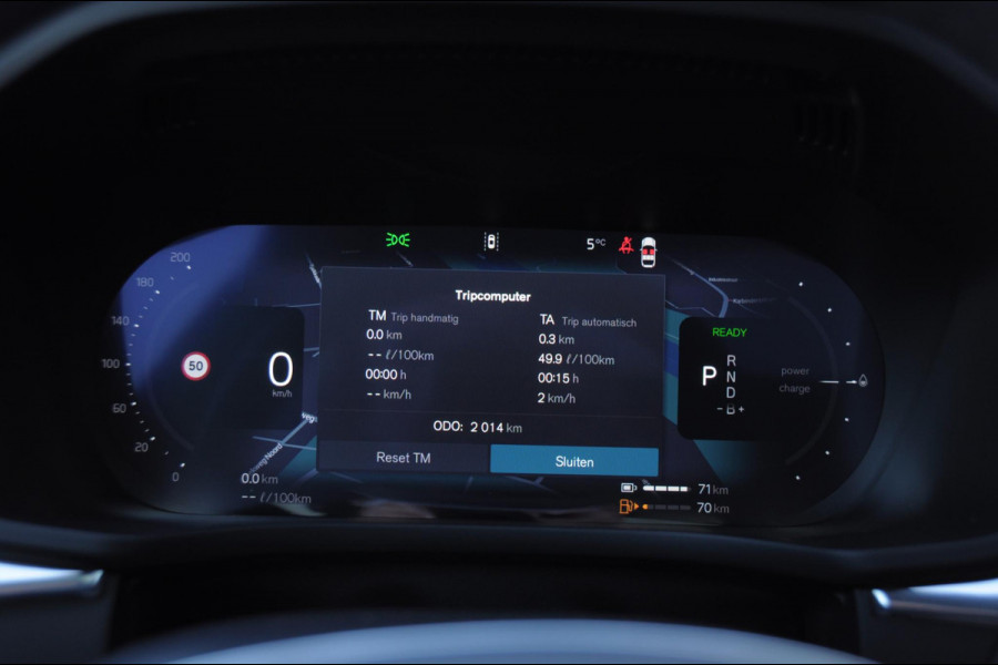 Volvo XC60 T6 350PK Automaat AWD Plus Black Edition / Adaptieve cruise control / BLIS / Panoramadak / Stoel - en stuurverwarming / Keyless entry / Elektrische stoelen / Parkeersensoren met 360 camera