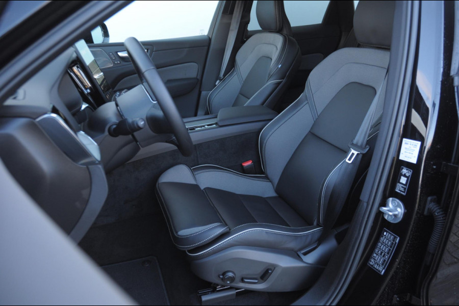 Volvo XC60 T6 350PK Automaat AWD Plus Black Edition / Adaptieve cruise control / BLIS / Panoramadak / Stoel - en stuurverwarming / Keyless entry / Elektrische stoelen / Parkeersensoren met 360 camera