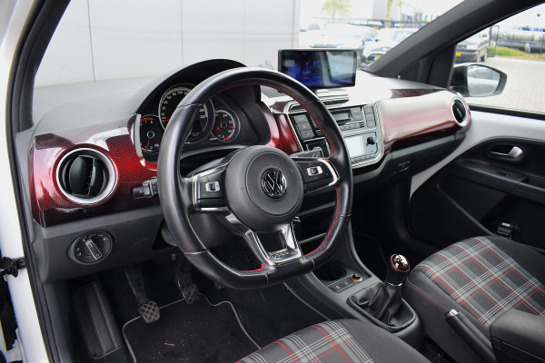 Volkswagen up! 1.0 TSI GTI | Milltek | Apple CarPlay | Beats | Stoelverwarming