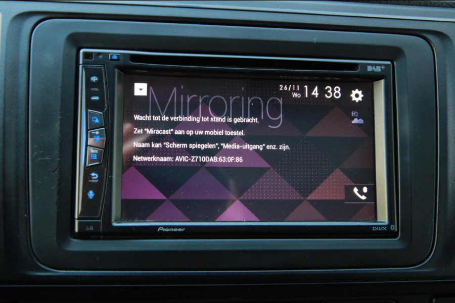 Volkswagen Transporter 2.0 TDI 102PK L2H1 Trekhaak / Cruise / Navi