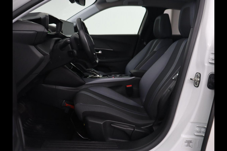 Peugeot e-2008 EV Allure 50 kWh | 3 Fase | Panoramadak | Adaptive cruise | Keyless | Camera | Carplay | Half leder | Navigatie