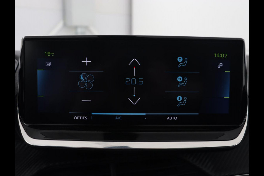 Peugeot e-2008 EV Allure 50 kWh | 3 Fase | Panoramadak | Adaptive cruise | Keyless | Camera | Carplay | Half leder | Navigatie
