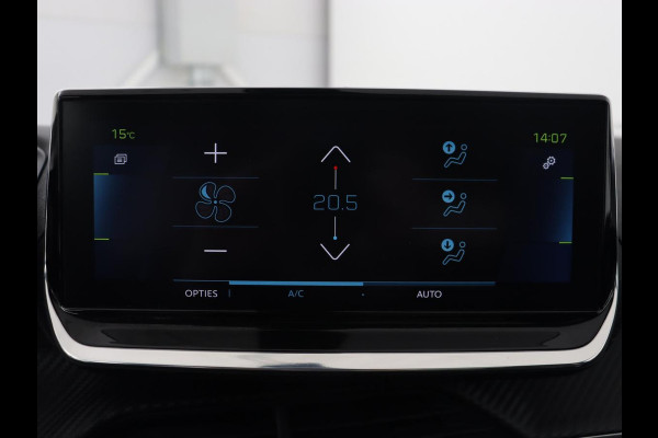 Peugeot e-2008 EV Allure 50 kWh | 3 Fase | Panoramadak | Adaptive cruise | Keyless | Camera | Carplay | Half leder | Navigatie