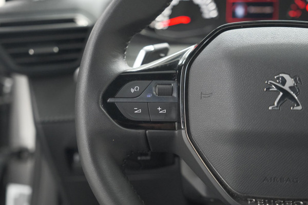 Peugeot 2008 PureTech 130 EAT8 Allure | Camera | Navigatie | Apple Carplay | Parkeersensoren