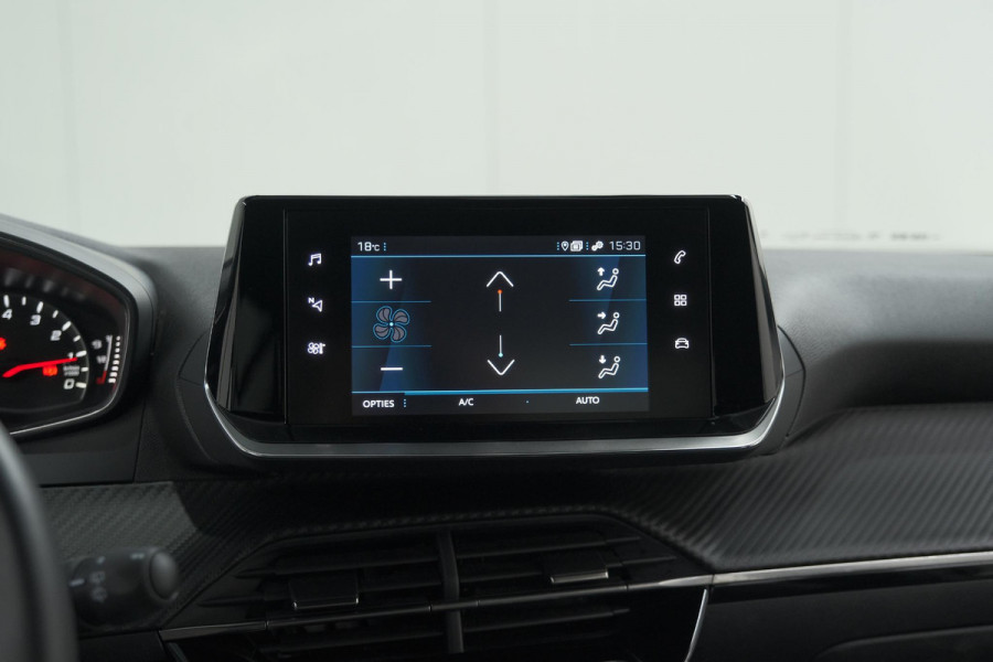 Peugeot 2008 PureTech 130 EAT8 Allure | Camera | Navigatie | Apple Carplay | Parkeersensoren