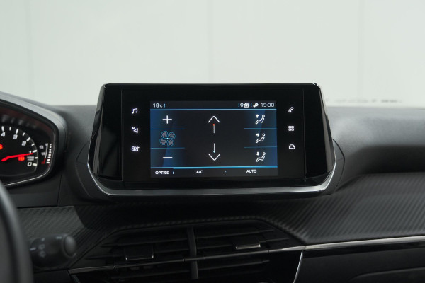Peugeot 2008 PureTech 130 EAT8 Allure | Camera | Navigatie | Apple Carplay | Parkeersensoren