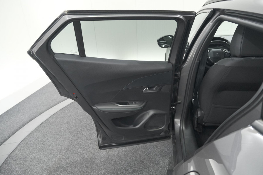 Peugeot 2008 PureTech 130 EAT8 Allure | Camera | Navigatie | Apple Carplay | Parkeersensoren