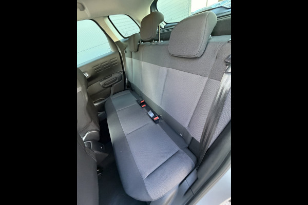 Citroën C3 Aircross 110pk Shine (Camera - Keyless Entry - Automatische Airco - LED - Navigatie - Apple Carplay - Parkeersensoren)