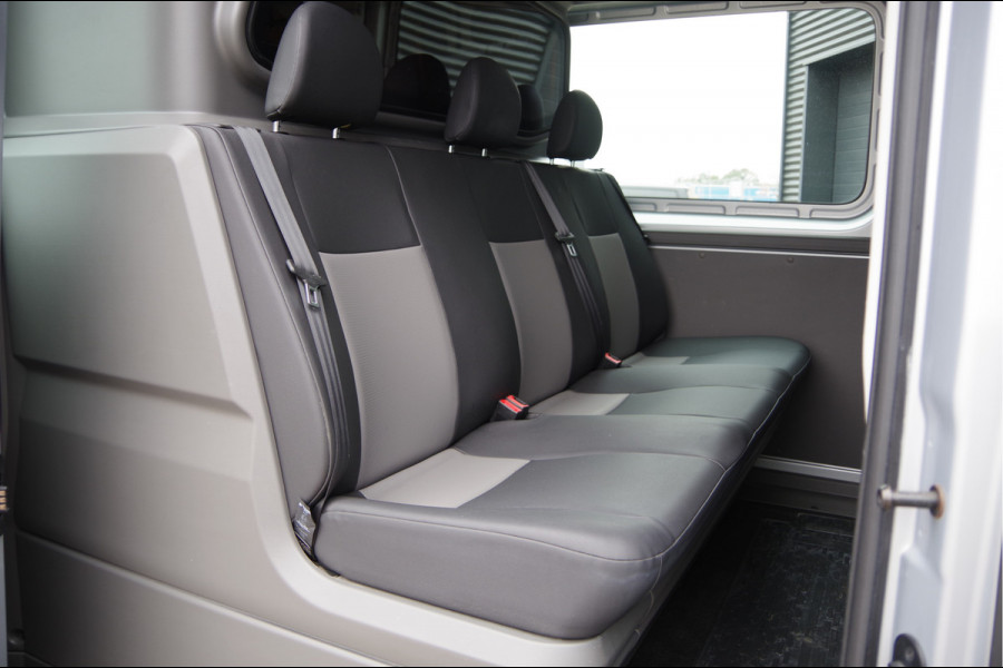 Volkswagen Crafter 35 2.0 TDI L3H2 DC 6P, 140PK AUT. LEDER, TREKHAAK, CAMERA, NAVI, AIRCO, APPLE CARPLAY/ANDROID AUTO, DUBBELE CABINE, DUBBEL CABIN