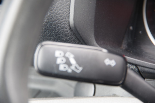 Volkswagen Crafter 35 2.0 TDI L3H2 DC 6P, 140PK AUT. LEDER, TREKHAAK, CAMERA, NAVI, AIRCO, APPLE CARPLAY/ANDROID AUTO, DUBBELE CABINE, DUBBEL CABIN