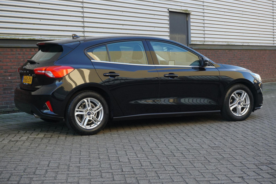 Ford Focus 1.0 EcoB. 125pk Edition Business/Dealeronderhouden /Rijklaarprijs incl.Garantie.