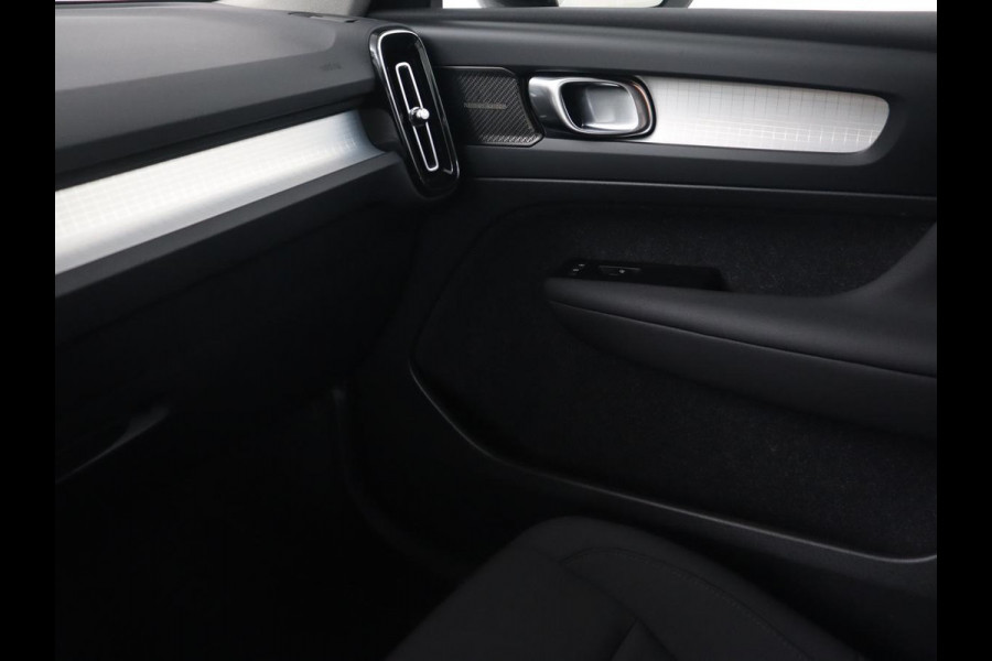Volvo XC40 1.5 T4 Recharge R Design | Adaptive cruise | Harman/Kardon | Carplay | Navigatie | Keyless | Full LED | Verwarmde voorruit | Parkeerhulp | PHEV | Plug In