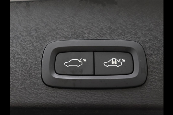 Volvo XC40 1.5 T4 Recharge R Design | Adaptive cruise | Harman/Kardon | Carplay | Navigatie | Keyless | Full LED | Verwarmde voorruit | Parkeerhulp | PHEV | Plug In