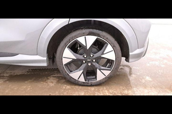 Ford Puma 1.0 EcoBoost Hybrid ST-Line 125pk | Winterpack | Driver Assistance Pack | Trekhaak afneembaar | Panorama dak | Matrix Led | 19 inch licht metaal | Reserve wiel | Comfort Pack