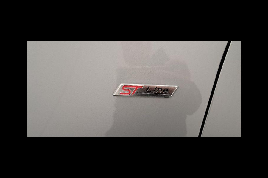 Ford Puma 1.0 EcoBoost Hybrid ST-Line 125pk | Winterpack | Driver Assistance Pack | Trekhaak afneembaar | Panorama dak | Matrix Led | 19 inch licht metaal | Reserve wiel | Comfort Pack