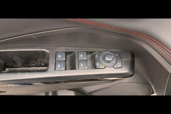 Ford Puma 1.0 EcoBoost Hybrid ST-Line 125pk | Winterpack | Driver Assistance Pack | Trekhaak afneembaar | Panorama dak | Matrix Led | 19 inch licht metaal | Reserve wiel | Comfort Pack