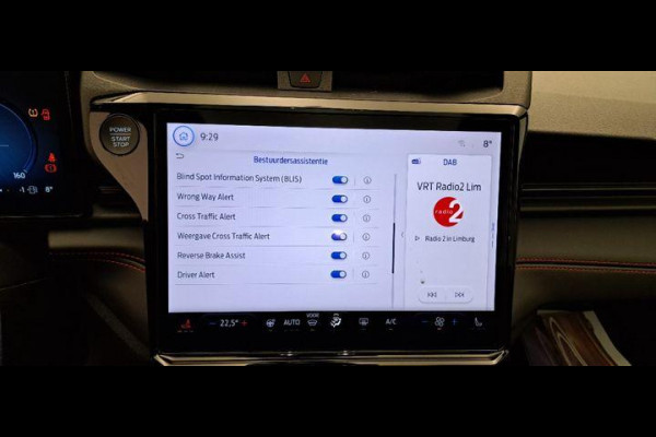 Ford Puma 1.0 EcoBoost Hybrid ST-Line 125pk | Winterpack | Driver Assistance Pack | Trekhaak afneembaar | Panorama dak | Matrix Led | 19 inch licht metaal | Reserve wiel | Comfort Pack