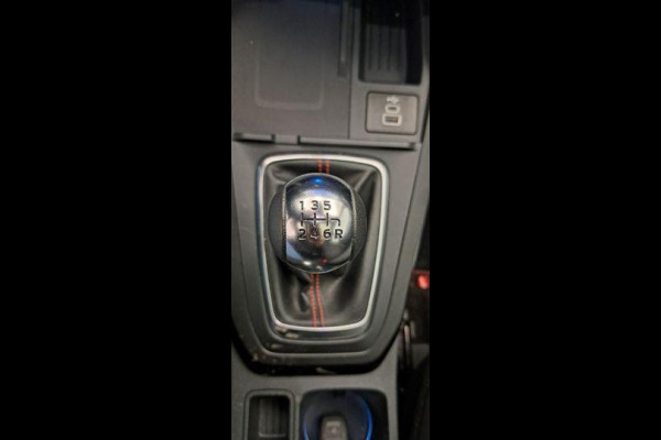 Ford Puma 1.0 EcoBoost Hybrid ST-Line 125pk | Winterpack | Driver Assistance Pack | Trekhaak afneembaar | Panorama dak | Matrix Led | 19 inch licht metaal | Reserve wiel | Comfort Pack