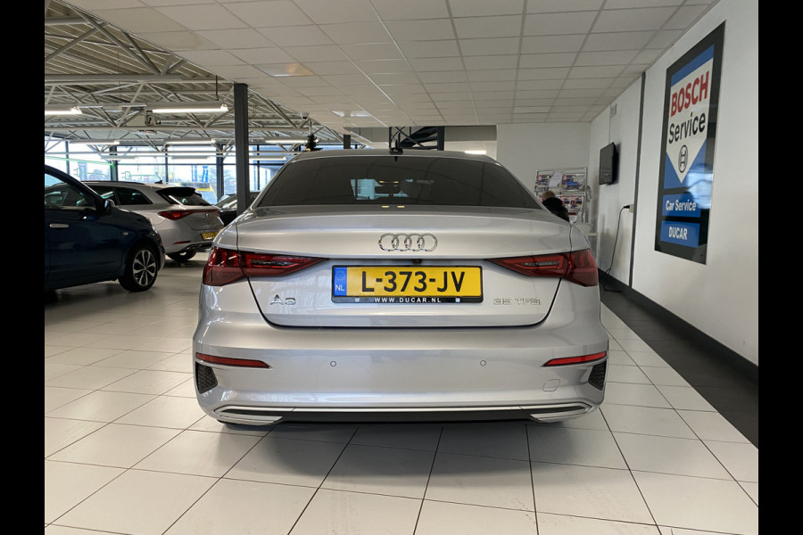 Audi A3 Limousine 35 TFSI Business edition Adaptieve cruise contr. + Parkeerassistent
