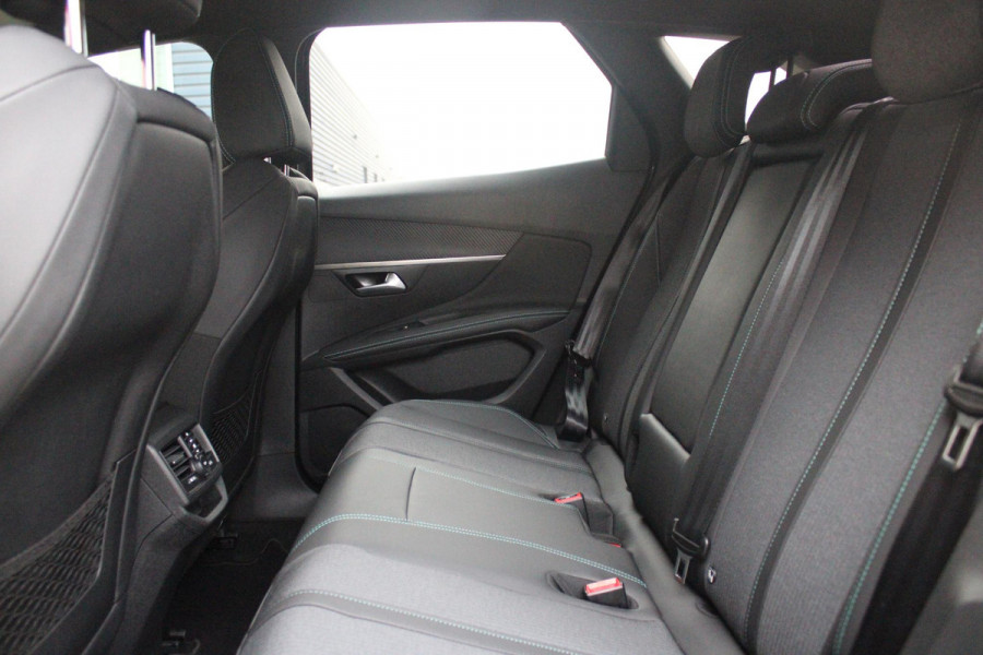 Peugeot 3008 1.6 HYbrid 180PK ALLURE PACK BUSINESS | STOEL VERWARMING | APPLE CARPLAY/ANDROID AUTO | NAVIGATIE | ACHTERUITRIJ CAMERA | KEYLESS ENTRY/START | LICHTMETALEN VELGEN 18" | DAB+ RADIO | LED KOPLAMPEN | CRUISE CONTROL | CLIMATE CONTROL |
