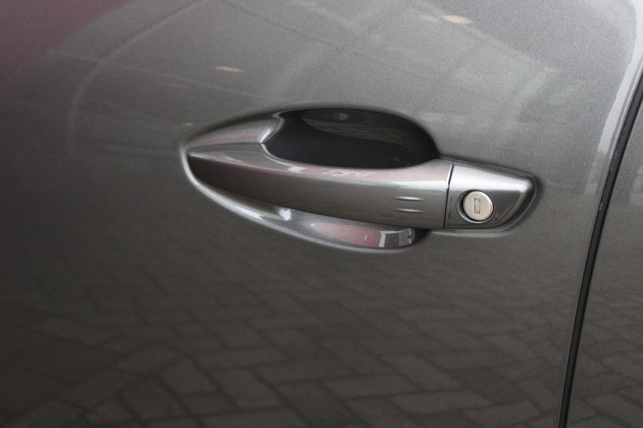 Peugeot 3008 1.6 HYbrid 180PK ALLURE PACK BUSINESS | STOEL VERWARMING | APPLE CARPLAY/ANDROID AUTO | NAVIGATIE | ACHTERUITRIJ CAMERA | KEYLESS ENTRY/START | LICHTMETALEN VELGEN 18" | DAB+ RADIO | LED KOPLAMPEN | CRUISE CONTROL | CLIMATE CONTROL |