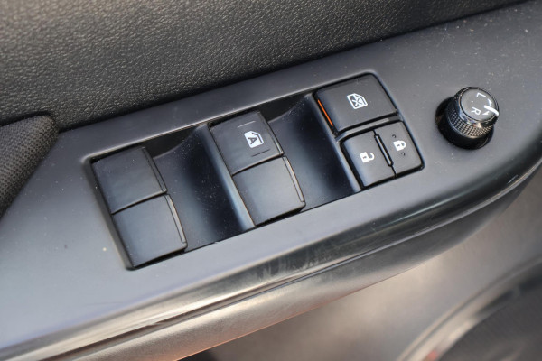 Toyota Hilux Camper 2.4 D-4D Dubbele Cabine Cool Comfort (ex.BTW) UNIEK IN NL