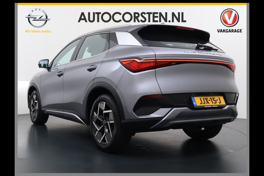 BYD ATTO 3 Comfort 60kWh Pano-dak Leer+Elektr.Verst. Warmtepomp Adaptieve Cruise 360°Camera Apple Carplay Android Auto Elektr.Achterklep De Verkeersbord detectie WiFi DAB Led Rijstrooksensor Keyless Smartphone Entry S.O.H. 96% Fabrieksgarantie tot 20-12-2028/150.000km Garantie op de LFP Accu tot 12-12-2030/200.000km €44.000,- Nieuw!