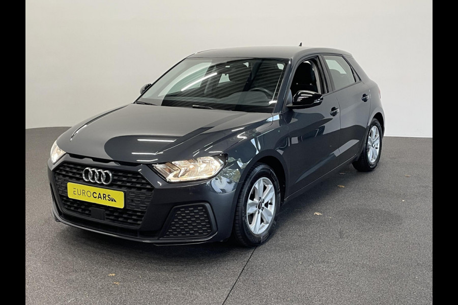 Audi A1 Sportback 1.0 TFSI Sportback AUT NAV Navigatie Apple Carplay/Android Auto Parkeersensoren Cruise Control Climate Control Lichtmetalen velgen