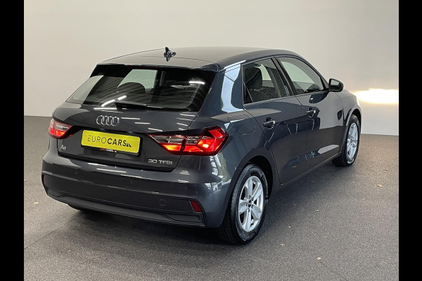Audi A1 Sportback 1.0 TFSI Sportback AUT NAV Navigatie Apple Carplay/Android Auto Parkeersensoren Cruise Control Climate Control Lichtmetalen velgen