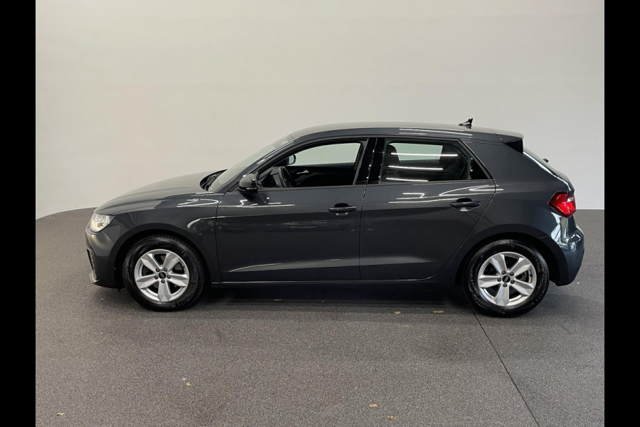 Audi A1 Sportback 1.0 TFSI Sportback AUT NAV Navigatie Apple Carplay/Android Auto Parkeersensoren Cruise Control Climate Control Lichtmetalen velgen