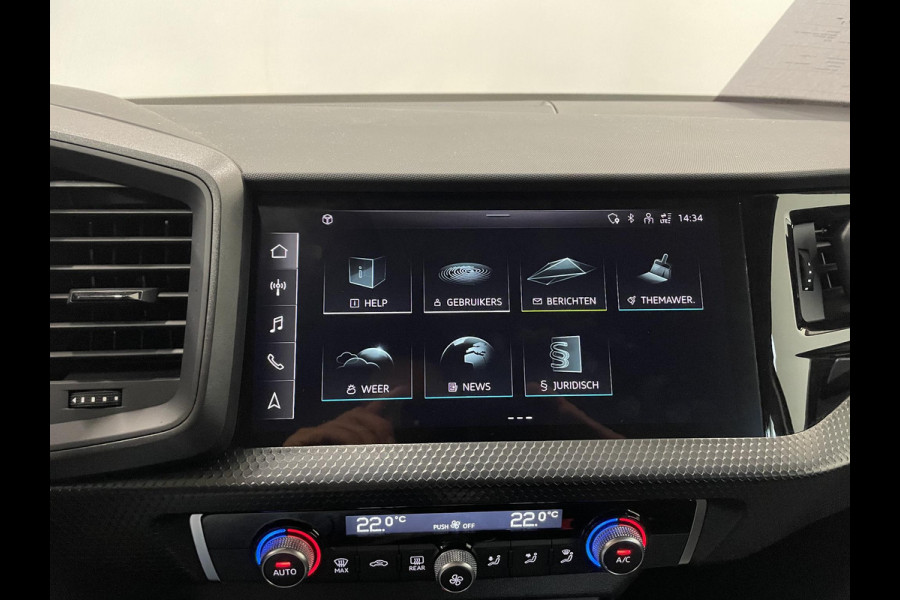 Audi A1 Sportback 1.0 TFSI Sportback AUT NAV Navigatie Apple Carplay/Android Auto Parkeersensoren Cruise Control Climate Control Lichtmetalen velgen