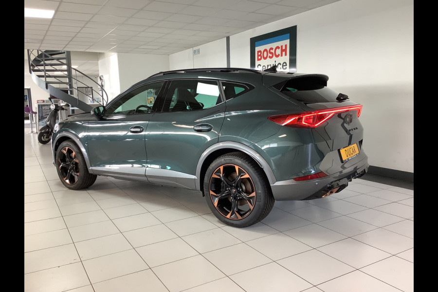 CUPRA Formentor 1.4 e-Hybrid VZ Performance 245 PK Panodak, Camera