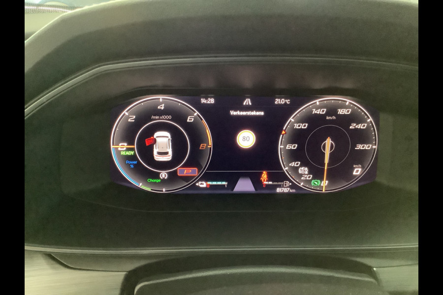 CUPRA Formentor 1.4 e-Hybrid VZ Performance 245 PK Panodak, Camera