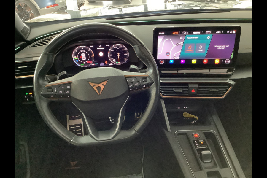 CUPRA Formentor 1.4 e-Hybrid VZ Performance 245 PK Panodak, Camera