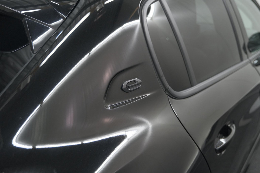 Peugeot e-208 EV Allure 50 kWh | 3 Fase Laadfunctie | Parkeersensoren | Apple Carplay