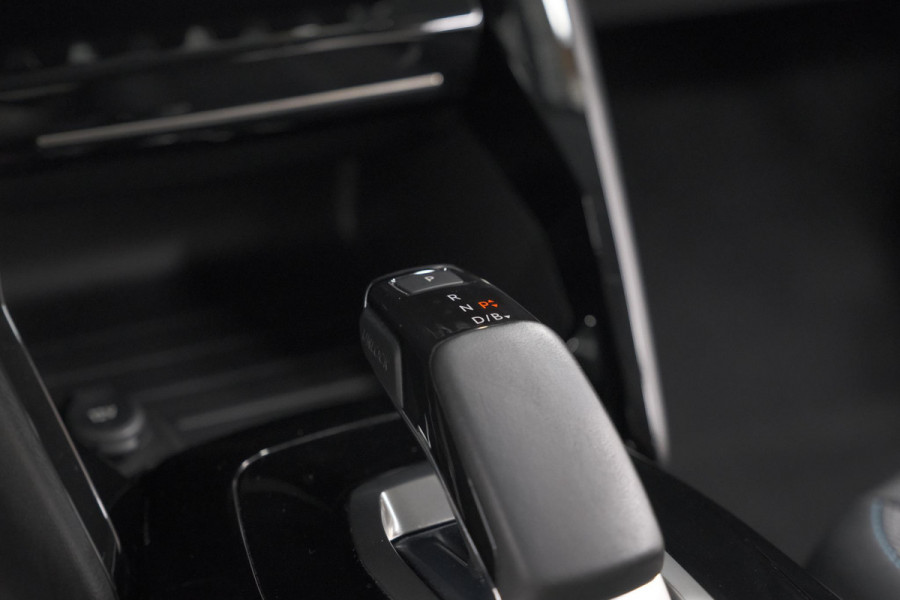 Peugeot e-208 EV Allure 50 kWh | 3 Fase Laadfunctie | Parkeersensoren | Apple Carplay