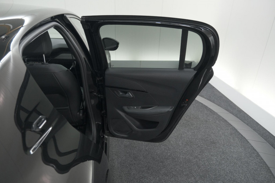 Peugeot e-208 EV Allure 50 kWh | 3 Fase Laadfunctie | Parkeersensoren | Apple Carplay