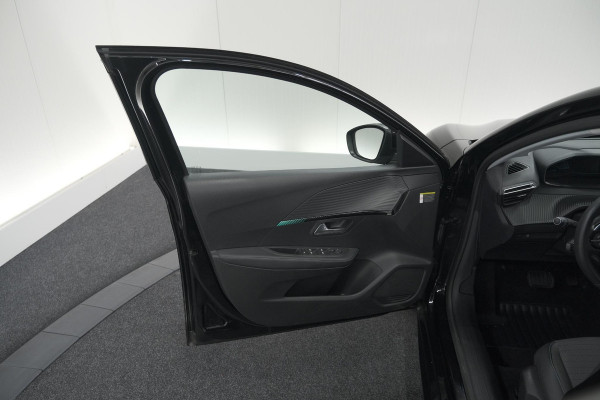 Peugeot e-208 EV Allure 50 kWh | 3 Fase Laadfunctie | Parkeersensoren | Apple Carplay